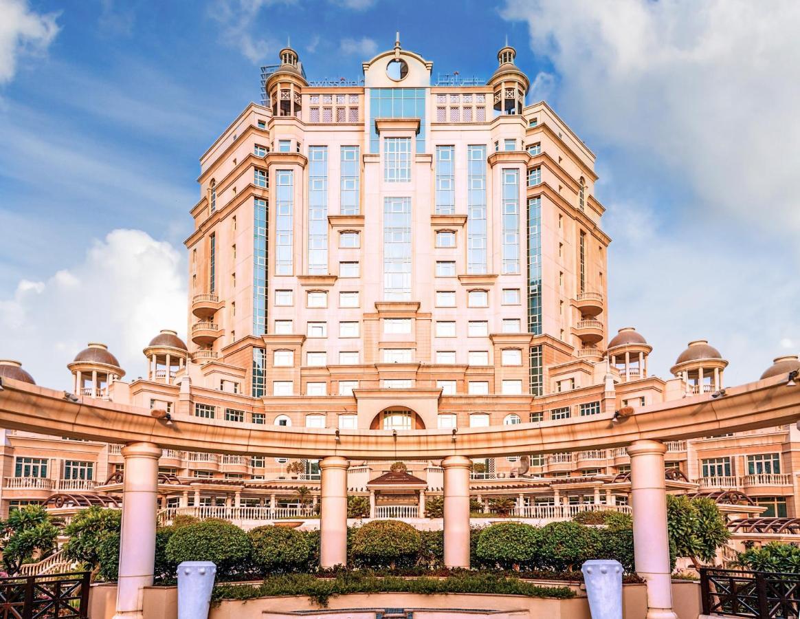 Swissotel Al Murooj Dubái Exterior foto